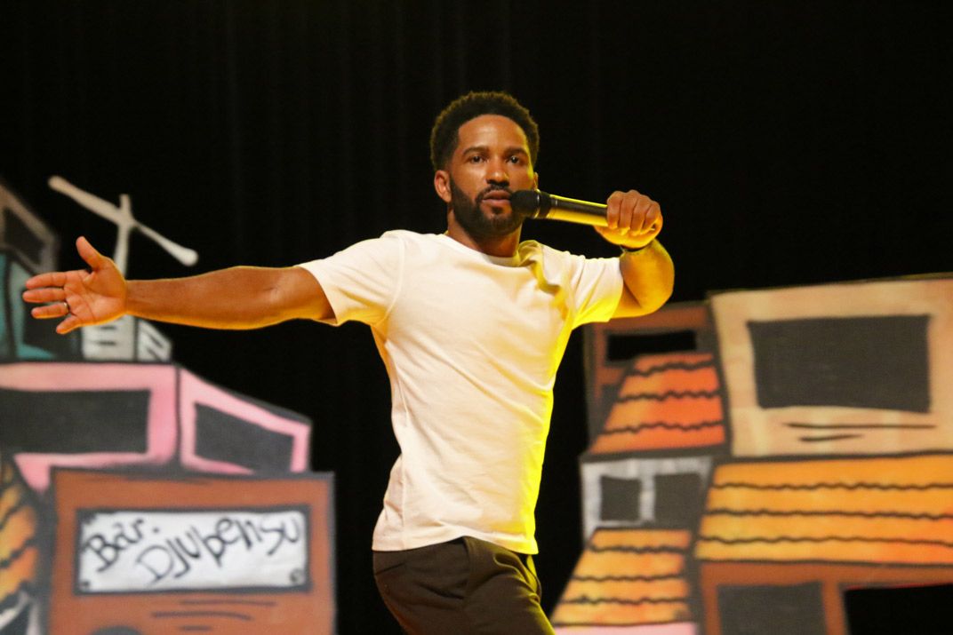 Sem limites, com riso. Carlos Andrade e o espelho do ser cabo-verdiano