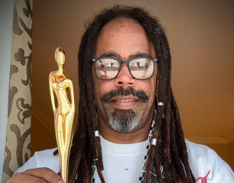 Tutu Sousa vence mais um prémio internacional
